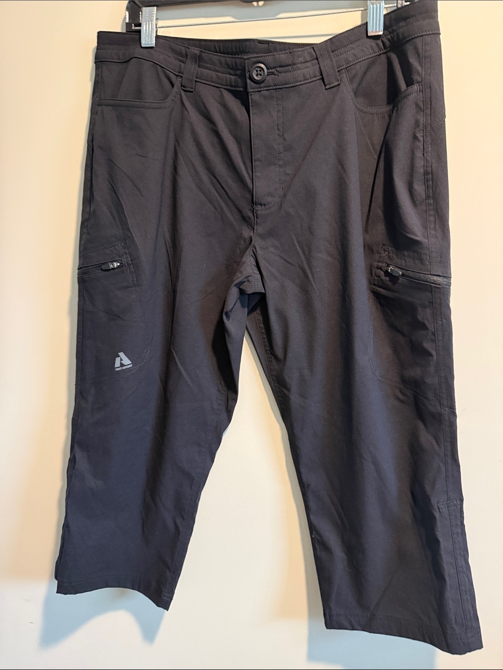 Eddie Bauer Black Women's Capris with Zip Pockets